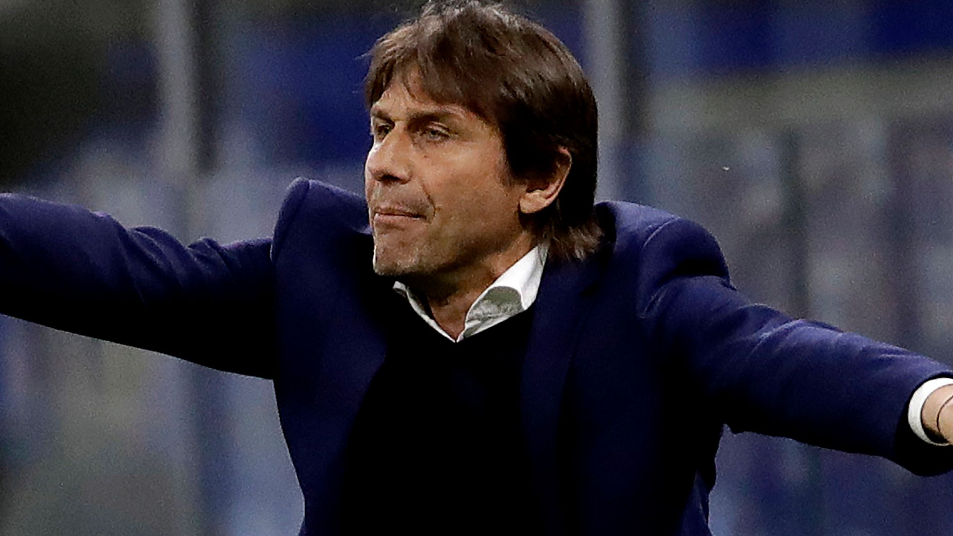 <p>allegri'yi kaçırdıktan sonra gerçek iş için çerçeveye oturun 1 allegri'yi-kacirdiktan-sonra-gercek-is-icin-cerceveye-oturun