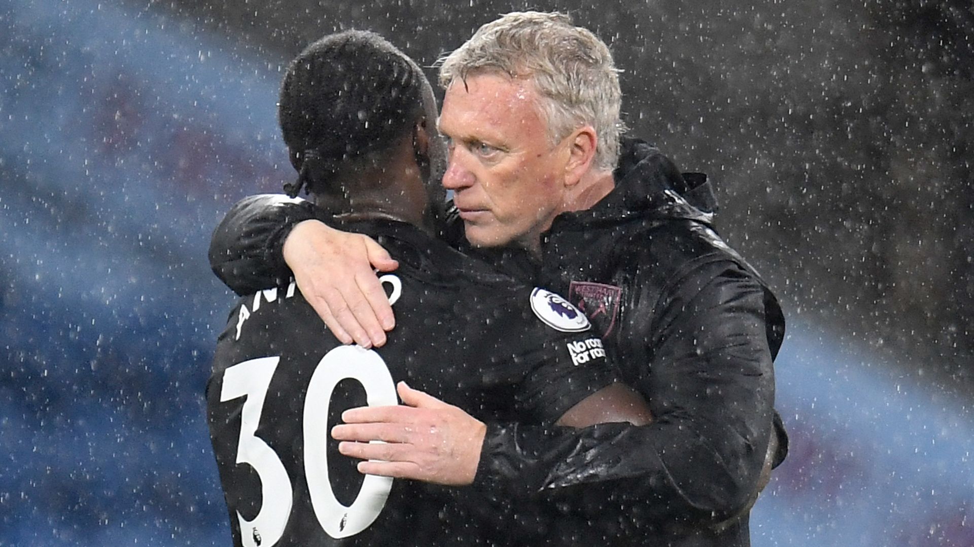 Pl vuruşları ve ıskaları 1 pl-vuruslari-ve-iskalari:-moyes,-saldiri-tarzi-icin-odullendirildi
