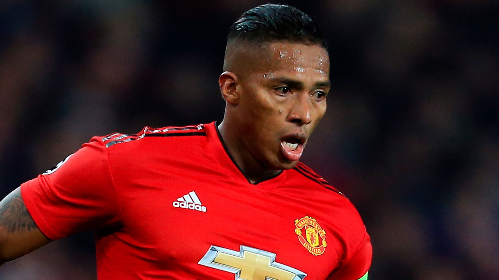 <p>eski adam utd ve wigan kanat oyuncusu valencia emekli oldu 1 eski-adam-utd-ve-wigan-kanat-oyuncusu-valencia-emekli-oldu
