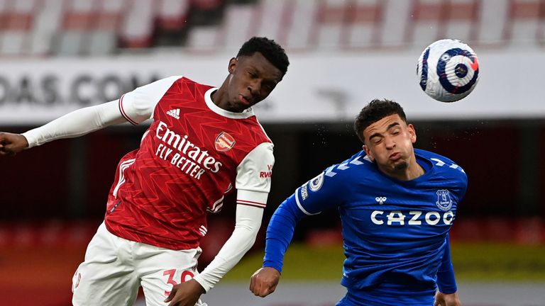 Arteta: yeterince var aldım | souness: arsenal saldırganlığı yok 8 eddie nketiah just misses an early headed attempt at the emirates
