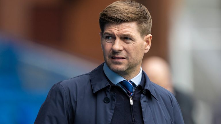 Gerrard: güçlendirme anahtar ama ilgi bekleniyor 3 glasgow, scotland - april 18: rangers manager steven gerrard during a scottish cup tie between rangers and celtic at ibrox stadium, on april 18, 2021, in glasgow, scotland. (photo by craig williamson / sns group)